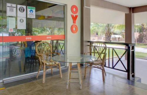 Sedili Kechil Hotel | Hotel O Sedili Inn Resort