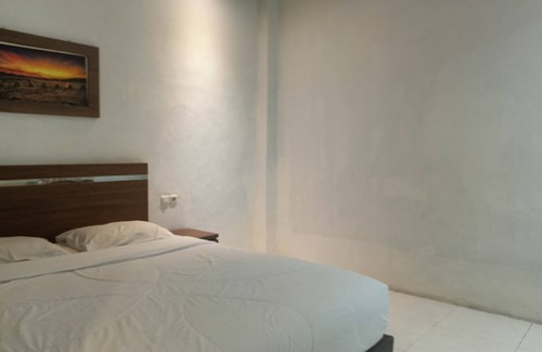 Sungguminasa Hotel | Hotel O Sunrise Garage Home