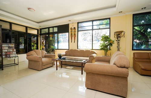 Probolinggo Hotel | Hotel O Tampiarto