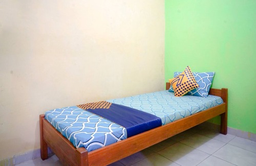 Lumajang Hotel | Hotel O Wallet Family Residence Syariah