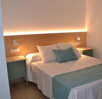 Centro de Conil de la Frontera Hotel | Hotel OASIS CENTRO