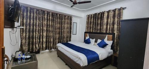 Bhagsu Nag Hotel | Hotel Om Palace Mcleodganj Himachal Pradesh