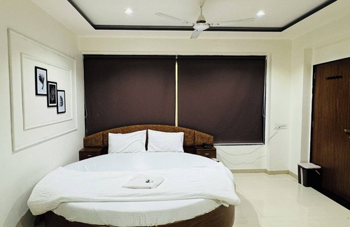 Surat Hotel | Hotel Palladium