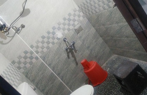 Uttukuli Hotel | Hotel Paradise inn