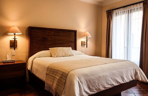 Coroneo Hotel | Hotel Paseo Santiago