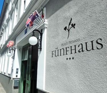 Rudolfsheim-Funfhaus Casa | Hotel-Pension Fünfhaus