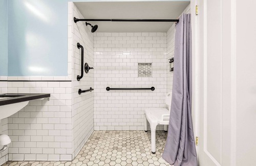 Petaluma Hotel | Hotel Petaluma, Tapestry Collection by Hilton