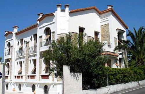 Antibes Cama Y Desayuno | Hotel Pierre Loti
