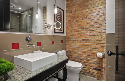 Old Montreal Hotel | Hotel Place d'Armes