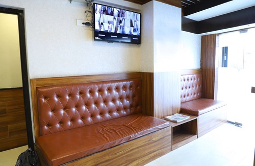 Kurla West Hotel | Hotel Plaza Executive Kurla