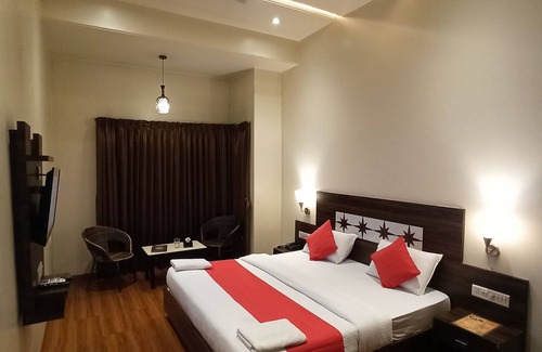 Pune Hotel | Hotel Popular