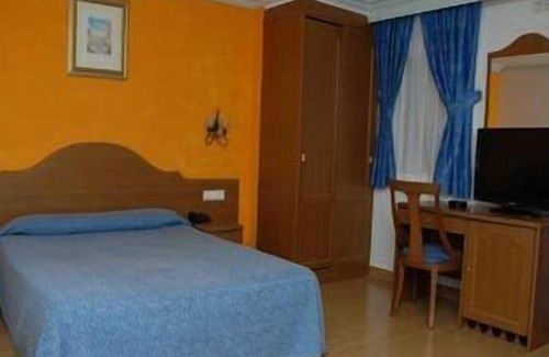 Empuriabrava Hotel | Hotel Portofino