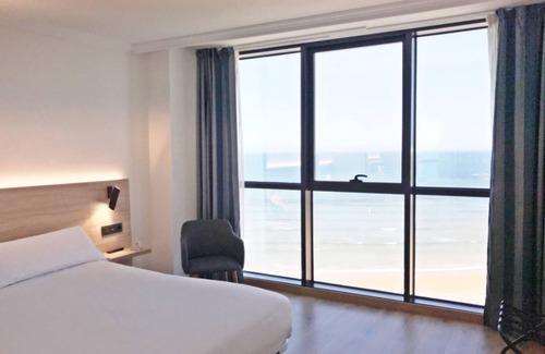 Gijon-Este Hotel | Hotel Príncipe de Asturias