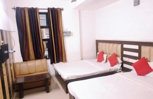 Taj Ganj Hotel | Hotel Prashant Palace