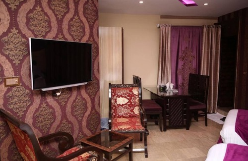 Gulberg Hotel | Hotel Premier Inn Gulberg