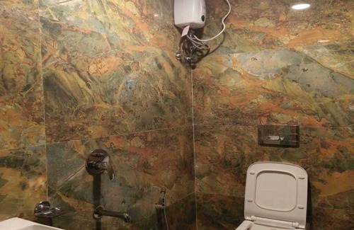 Kurla West Hotel | Hotel Pride Suites