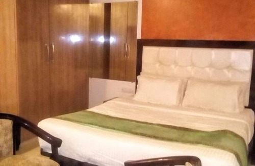 Jaunpur Hotel | Hotel Purvanchal & Restaurant By WB Economy