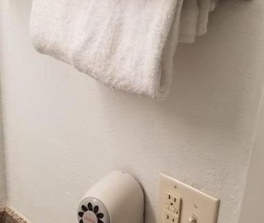 Stillwater Apartamento | Hotel Queen Bed Hotel Room 213 Wi-Fi Booking