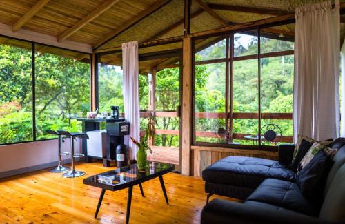 Cachí Casa | Hotel Quelitales