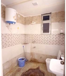 Vrindavan Casa | Hotel Radha Palace ! Just beside ISCKON temple and Close to Prem mandir ! Fully Air Conditioned Family rooms with Lift and Parking Availability