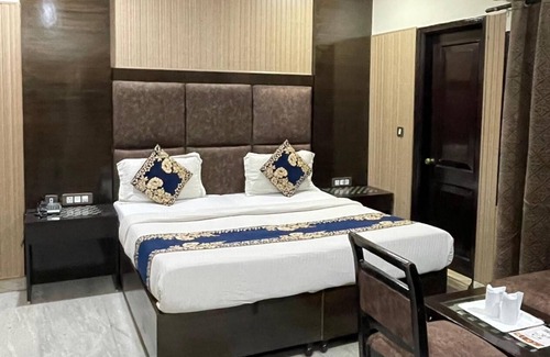 Karol Bagh Hotel | HOTEL RADIANCE