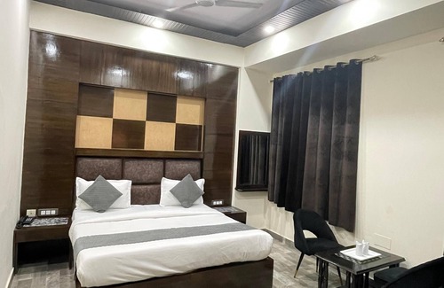 Karol Bagh Hotel | HOTEL RADIANCE