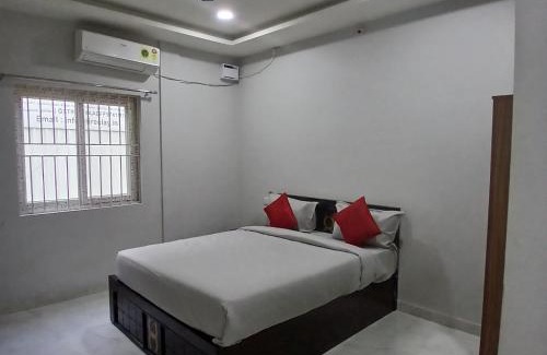 Bengaluru Casa | Hotel Redmoon Plaza