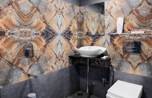 Wagholi Hotel | Hotel Regal Heaven