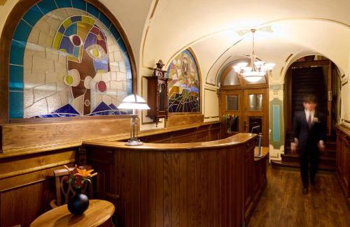 Mala Strana Hotel | Hotel Residence U Černého Orla