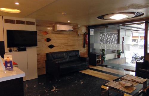 Surat Hotel | HOTEL REST INN