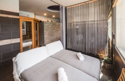 Lucciana Hotel | Hotel Restaurant SPA la Madrague