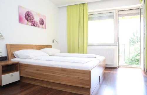 Donaustadt Hotel | Hotel - Restaurant Valley Rose