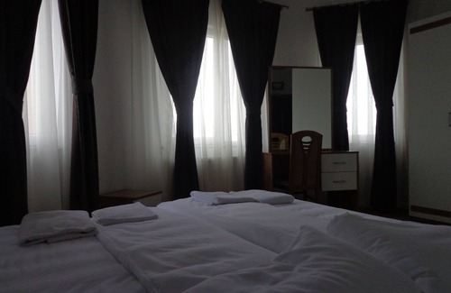 Pristina Hotel | Hotel Rio