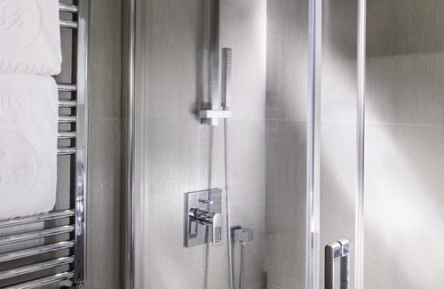 8th Arrondissement Hotel | Hotel Rochester Champs Elysées