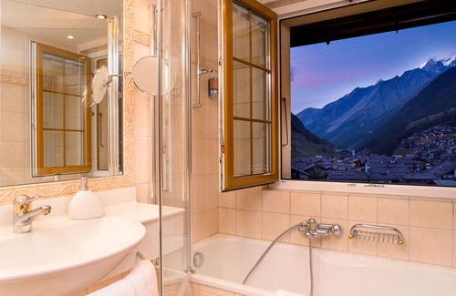 Zermatt City Centre Hotel | Hotel Romantica