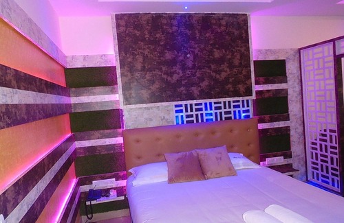 Krishnarajapura Hotel | Hotel Royal Residency