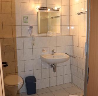 Kusel Cama Y Desayuno | Hotel Saar