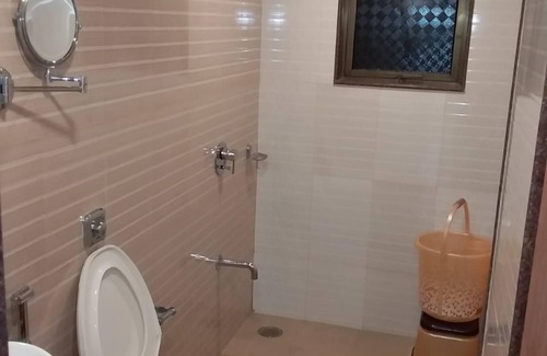 Shirdi Hotel | Hotel Sai Palace Express