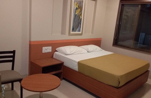 Shirdi Hotel | Hotel Sai Palace Express