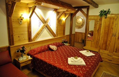 San Lorenzo in Banale Hotel | Hotel San Lorenzo