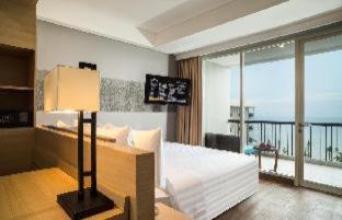 Tanjung Pandan Hotel | Hotel Santika Premiere Beach Resort Belitung