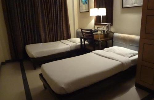 Marine Lines Apartamento | HOTEL SAPNA MARINE