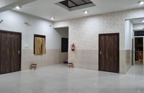 Ayodhya Hotel | Hotel Sarovar Prosperity - Ayodhya