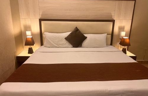 Kanpur Hotel | Hotel SB Castle