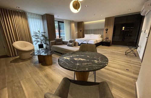 Zona Rosa Hotel | HOTEL SELIS