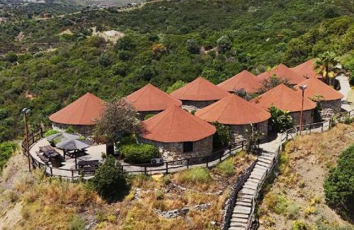 Nueva Milla de Oro Hotel | Hotel Selwo Lodge - Animal Park Tickets Included