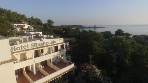 Mandrione Hotel | Hotel Sfinalicchio