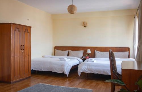 Boudhha Cama Y Desayuno | Hotel Sherwi Hyul