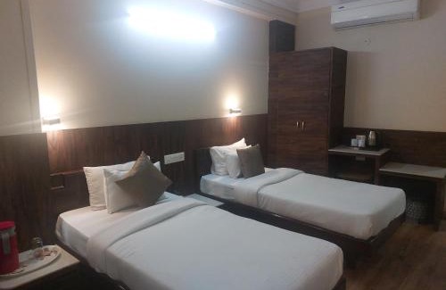 Jabalpur Hotel | Hotel Shikhar Palace