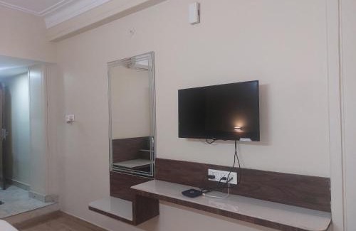 Jabalpur Hotel | Hotel Shikhar Palace